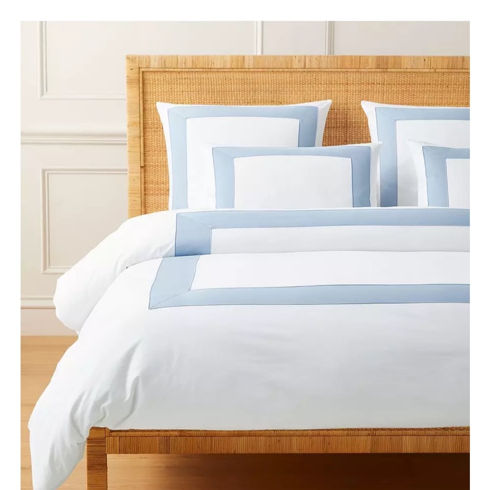 Serena and Lily (Twin) Duvet Cover